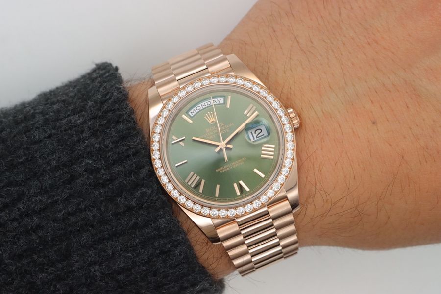 Rolex Day-Date 40 228345 RBR